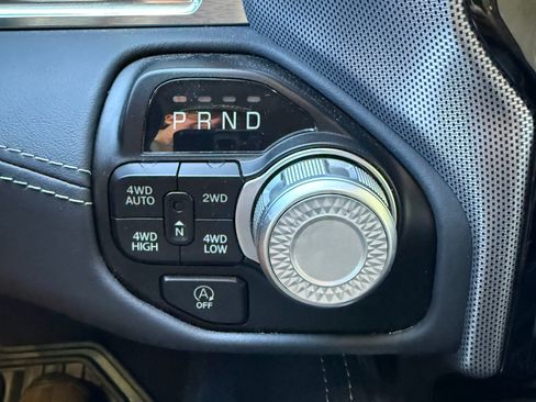Used 2022 RAM 1500 Limited AWD/4WD image 12