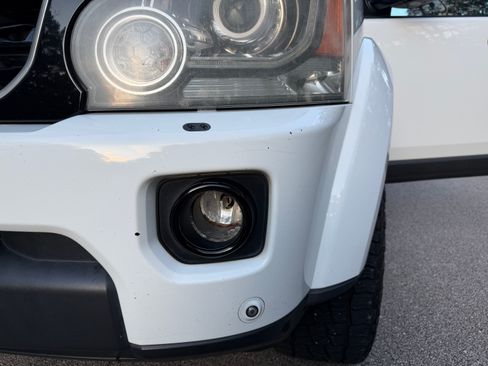 Used 2016 Land Rover LR4 HSE Silver Edition image 29