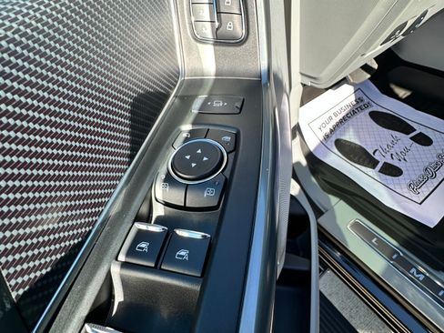 Used 2024 Ford F350 Limited image 21