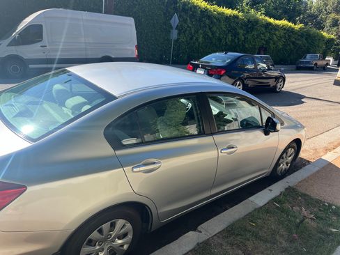 Used 2012 Honda Civic LX image 6