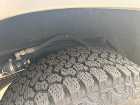 Used 2014 Toyota 4Runner Trail AWD/4WD image 4