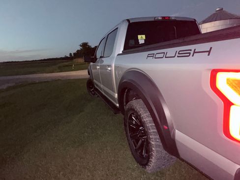 Used 2018 Ford F150 XLT w/ Equipment Group 302A Luxury AWD/4WD image 17