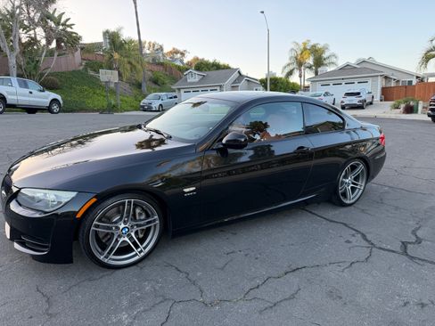 Used 2011 BMW 335is Coupe RWD image 1