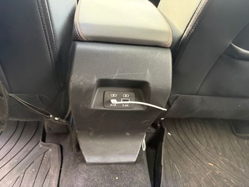 Used 2024 Subaru Crosstrek 2.5i Limited image 6