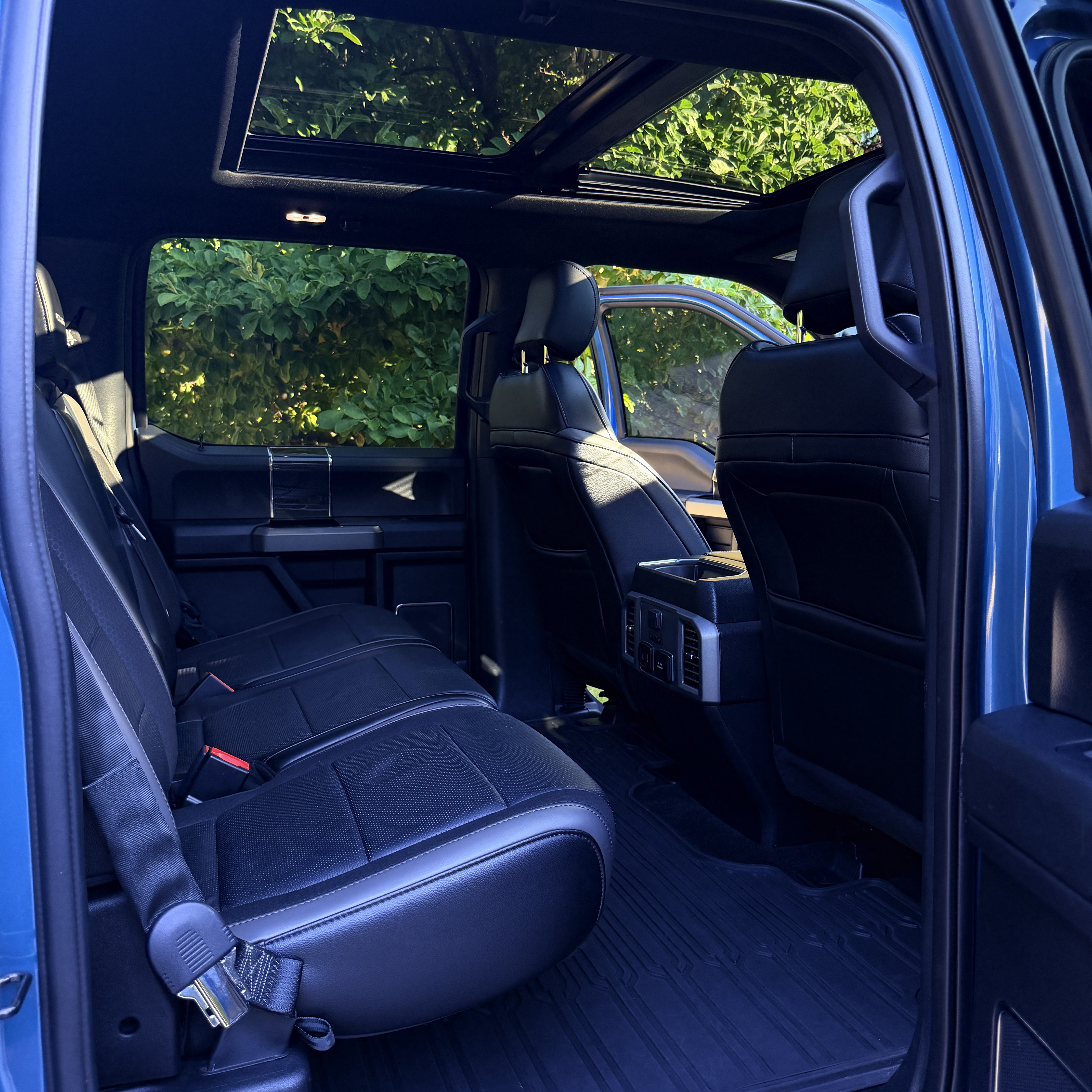 Used 2019 Ford F150 Raptor w/ Equipment Group 802A Luxury AWD/4WD image 15