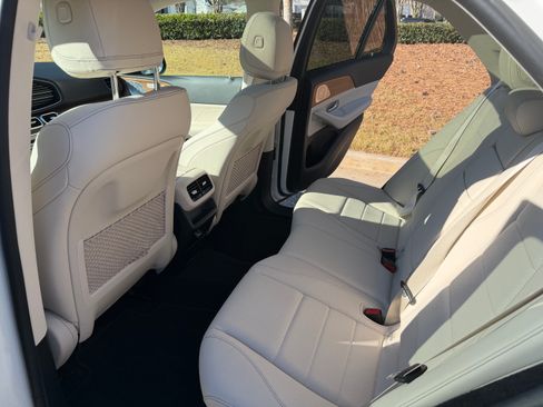 Used 2022 Mercedes-Benz GLE 350 image 18