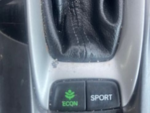 Used 2019 Honda Accord Sport image 11