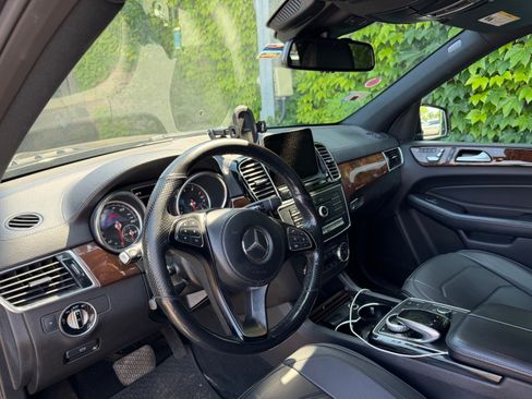 Used 2018 Mercedes-Benz GLS 450 4MATIC image 5