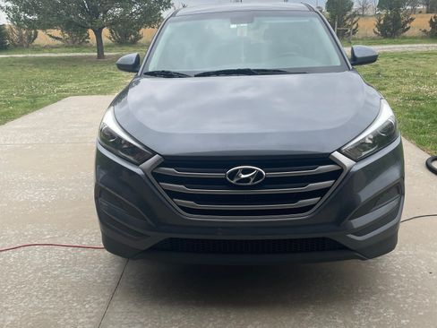 Used 2017 Hyundai Tucson SE image 4