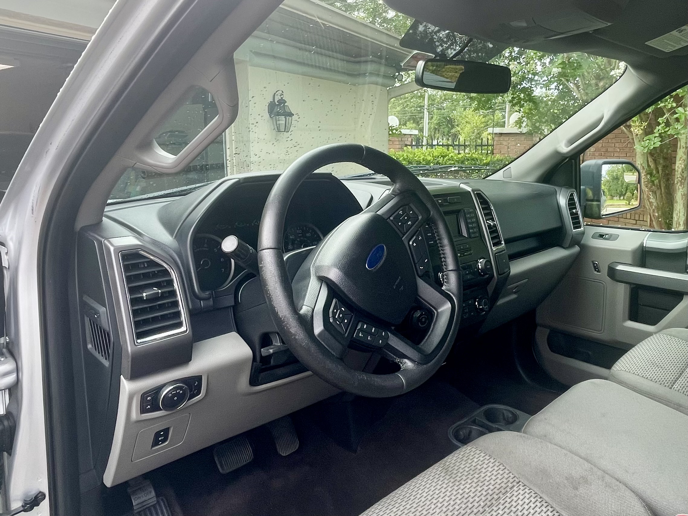 Used 2016 Ford F150 XLT w/ Equipment Group 301A Mid AWD/4WD image 27