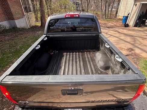 Used 2015 Toyota Tundra Limited w/ Limited Premium Package image 4