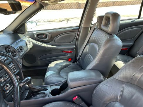 Used 2002 Pontiac Bonneville SLE w/ Heat & Seat Pkg image 10