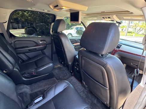 Used 2008 Cadillac Escalade AWD image 14