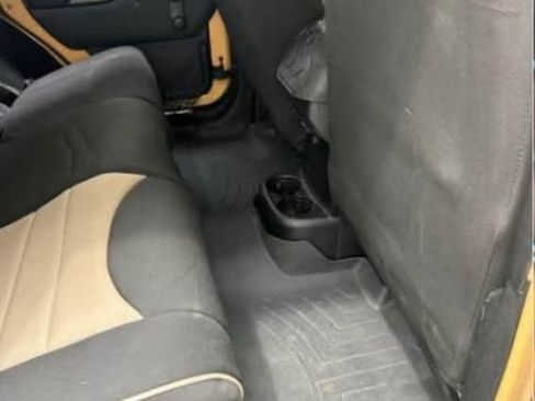 Used 2014 Jeep Wrangler Unlimited Sport w/ Connectivity Group image 8