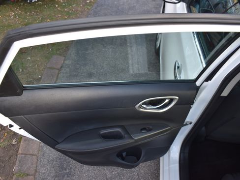 Used 2019 Nissan Sentra SV image 15