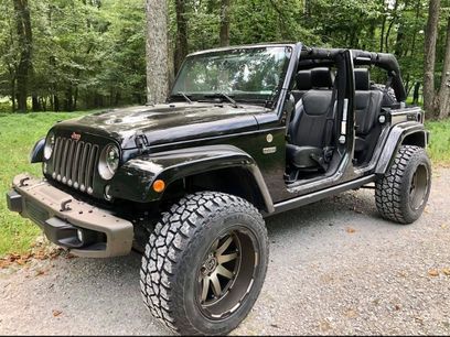 Used 2016 Jeep Wrangler Unlimited Sahara