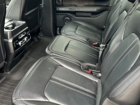 Used 2021 Ford Expedition Max Limited RWD image 8