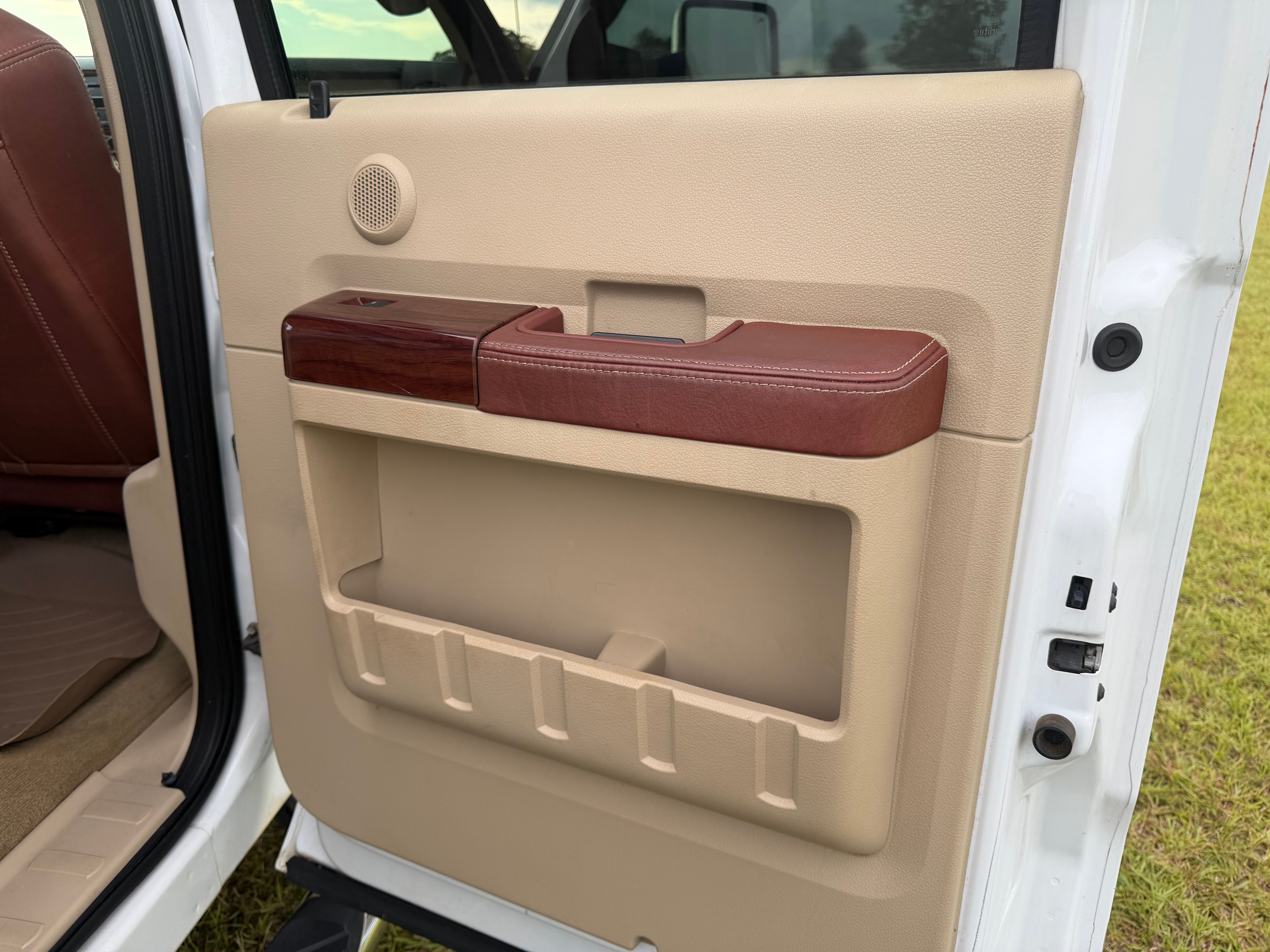 Used 2008 Ford F350 King Ranch AWD/4WD image 26