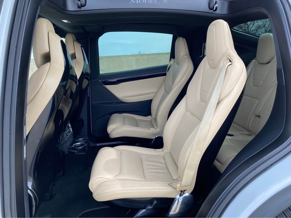 Used 2016 Tesla Model X 60D AWD/4WD image 11