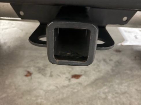 Used 2022 Jeep Wrangler Unlimited Sahara w/ Cold Weather Group image 31