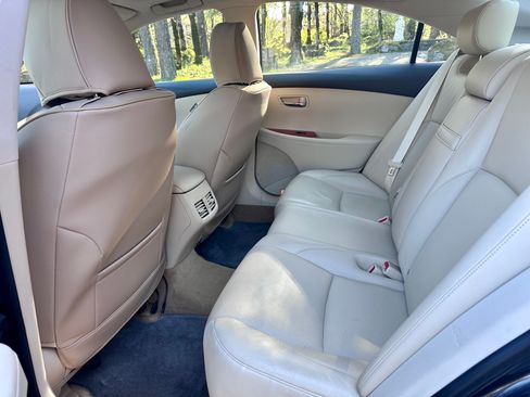 Used 2010 Lexus ES 350 image 16