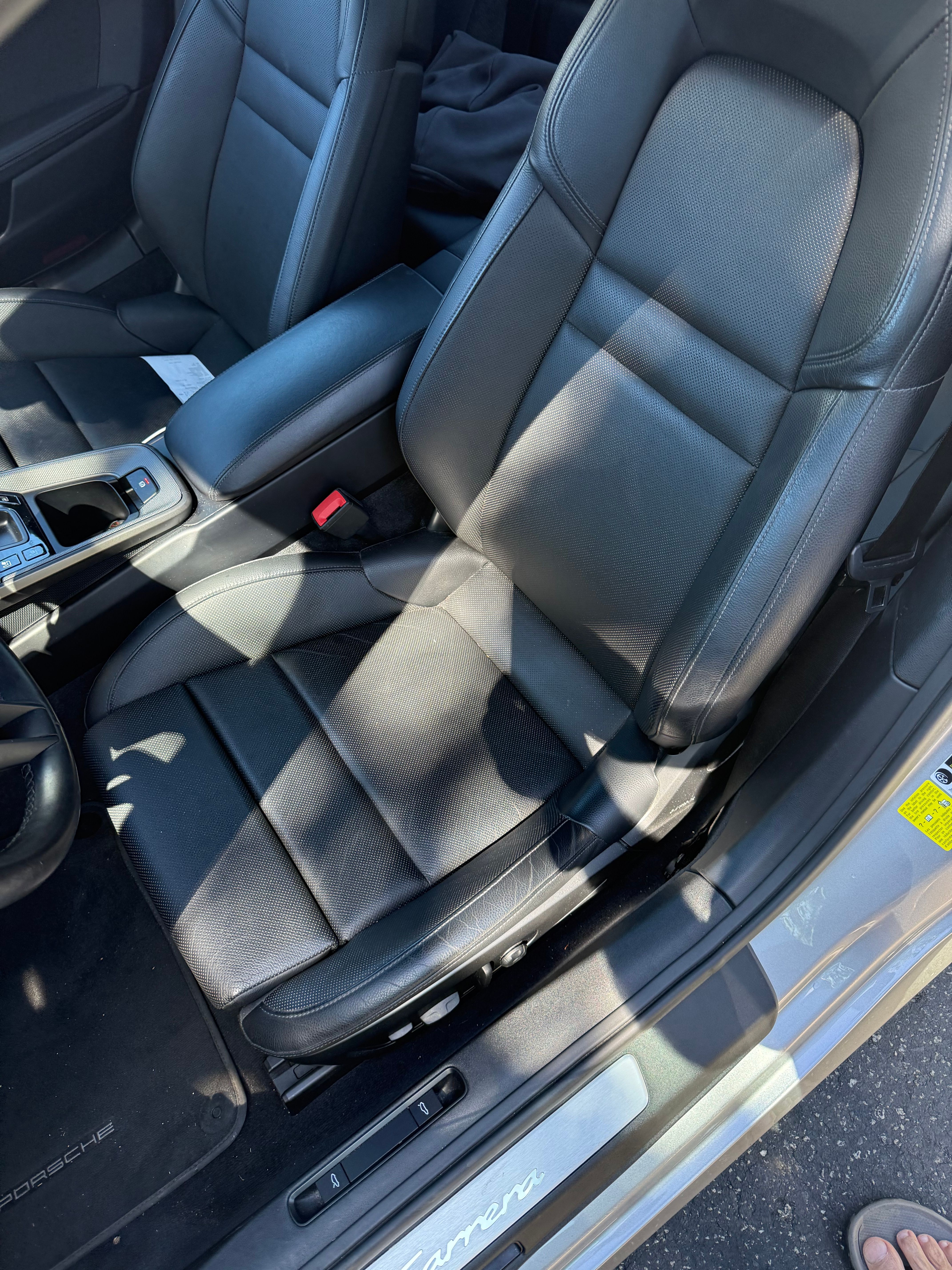 Used 2022 Porsche 911 Carrera image 9