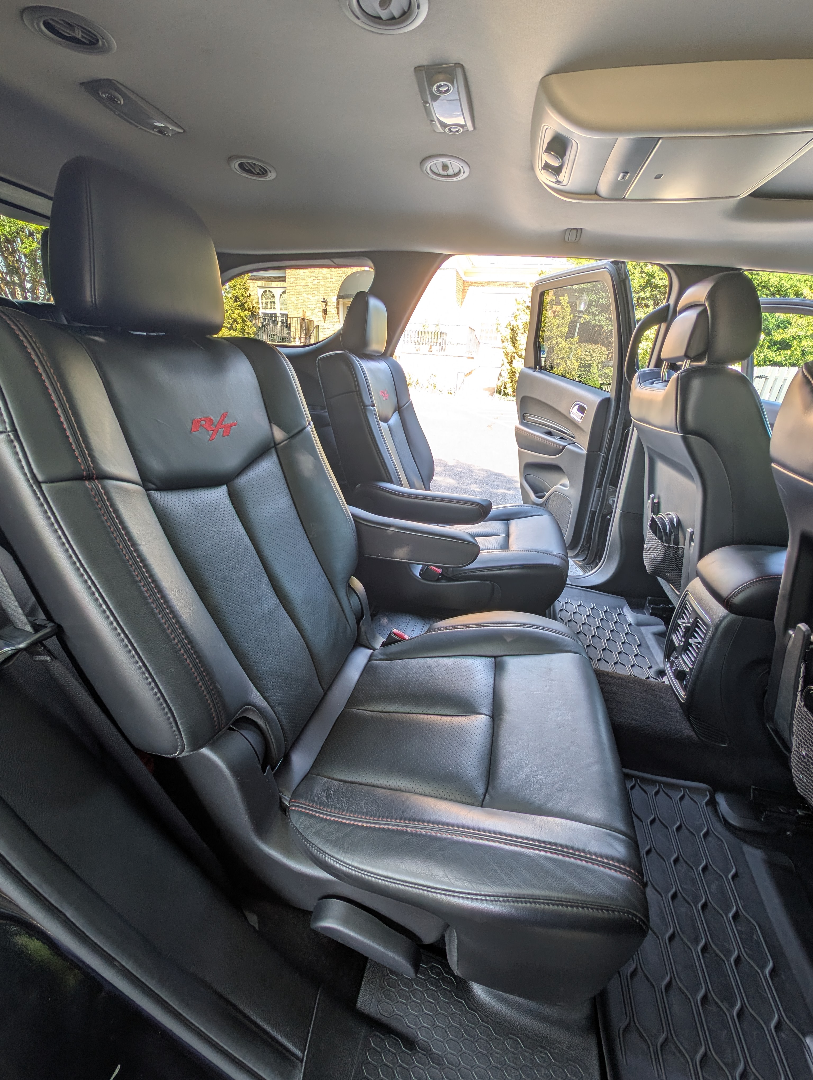 Used 2013 Dodge Durango R/T w/ Leather Interior Group RWD image 26
