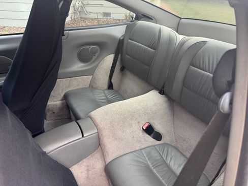 Used 2000 Porsche 911 Coupe image 9