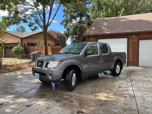 Used 2019 Nissan Frontier SV w/ Value Truck Package image 1