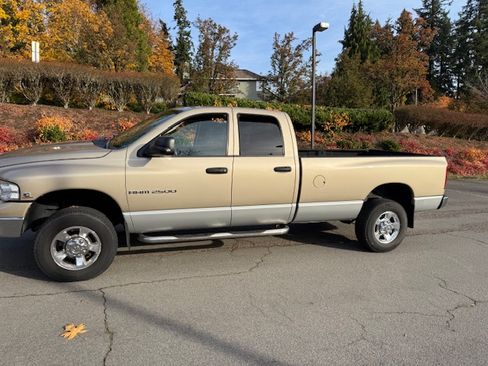 Used 2004 Dodge Ram 2500 Truck SLT w/ Trailer Tow Group image 2