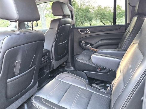 Used 2016 GMC Yukon XL Denali w/ Open Road Package AWD/4WD image 15