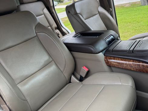 Used 2016 Chevrolet Tahoe LTZ AWD/4WD image 8