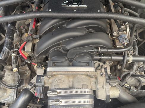 Used 2006 Ford Mustang GT Premium image 14