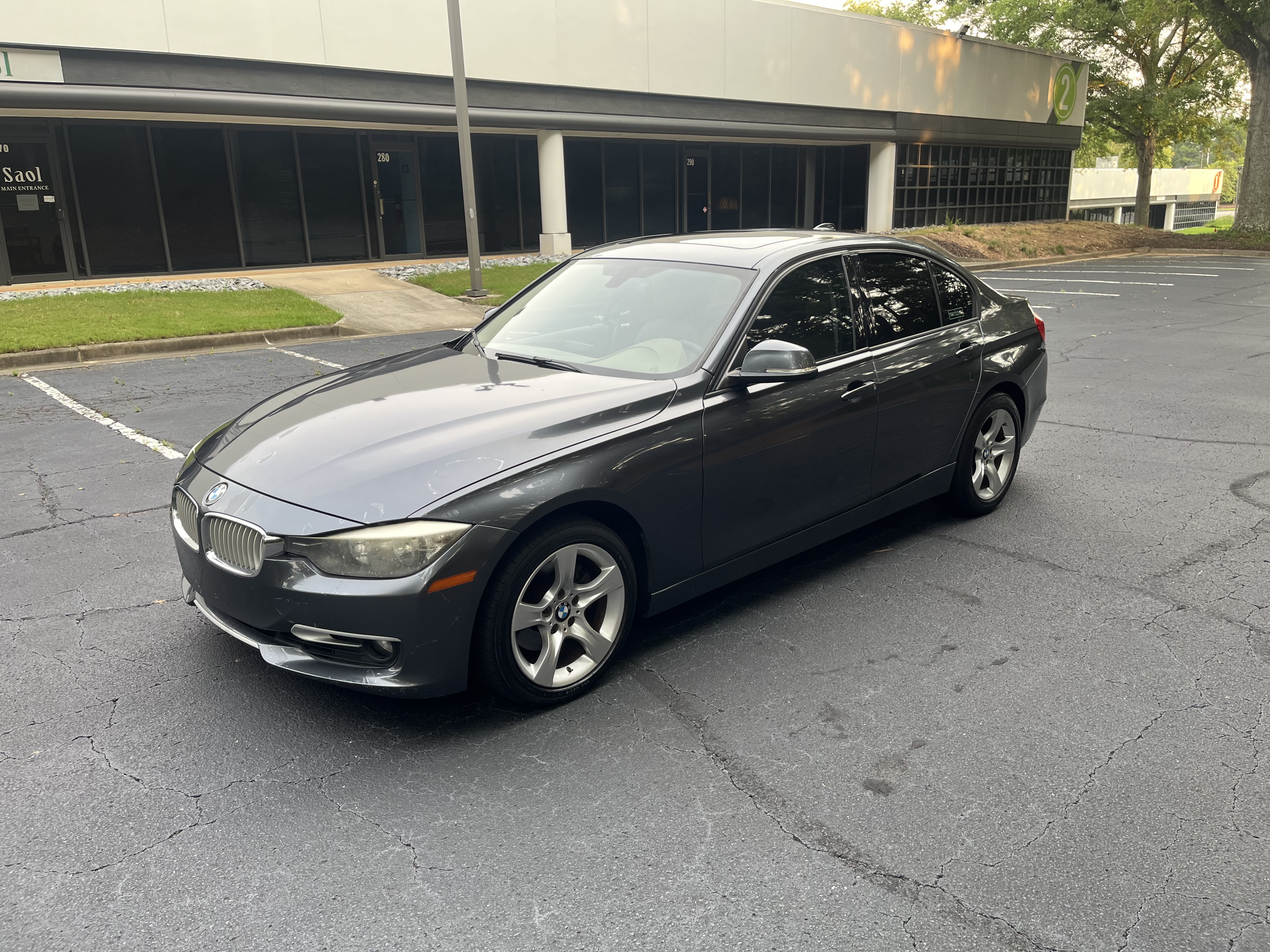 Used 2012 BMW 328i Sedan RWD image 1