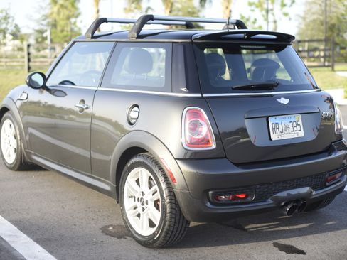 Used 2013 MINI Cooper S FWD image 8
