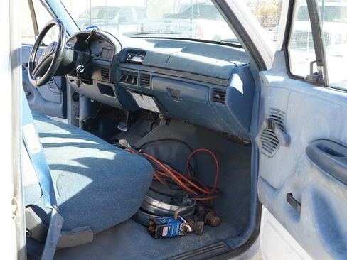 Used 1995 Ford F250 2WD Regular Cab image 6