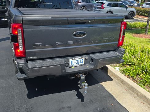 Used 2023 Ford F350 Lariat w/ Lariat Ultimate Package AWD/4WD image 5