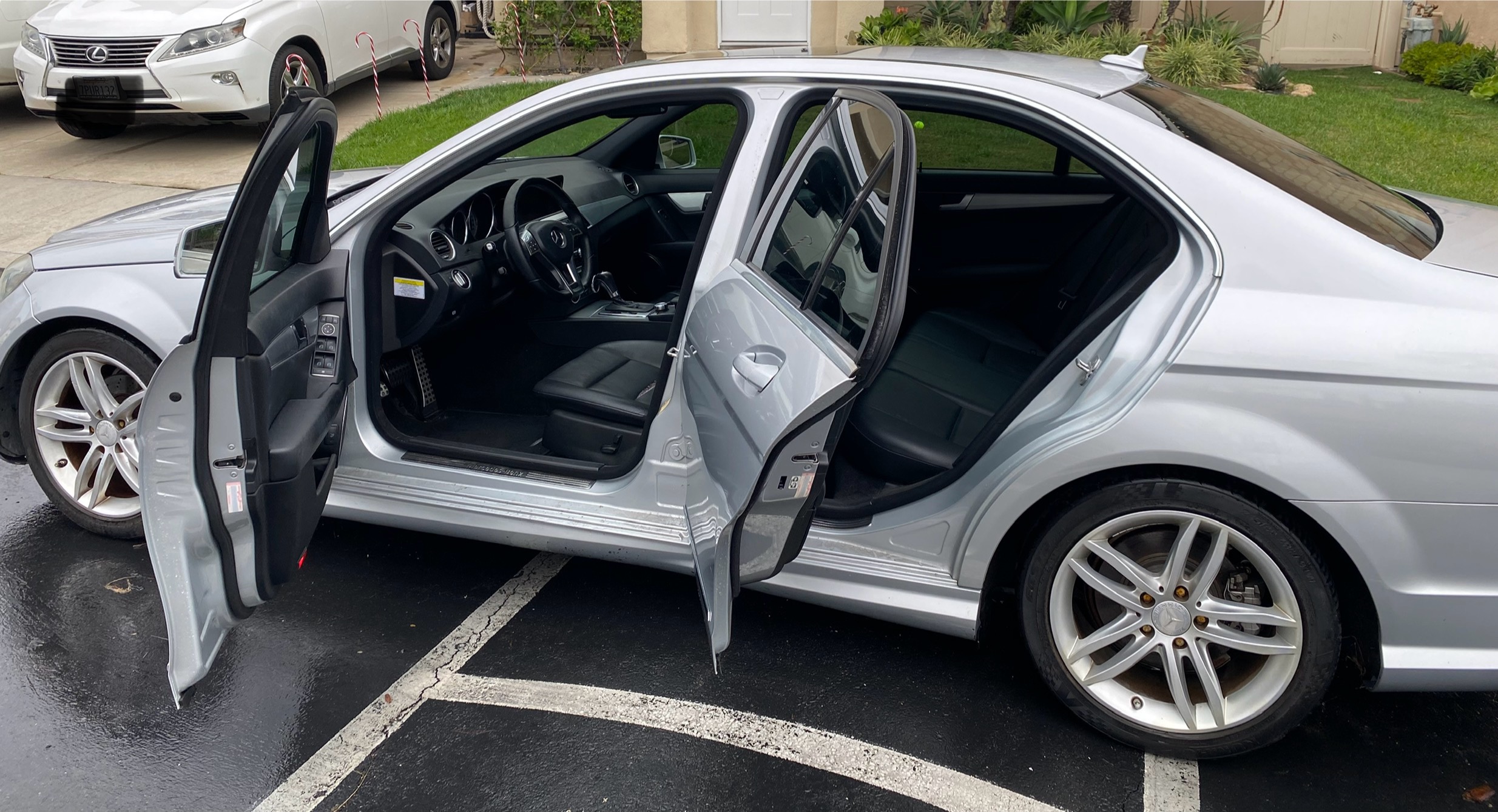 Used 2013 Mercedes-Benz C 250 Sedan image 11