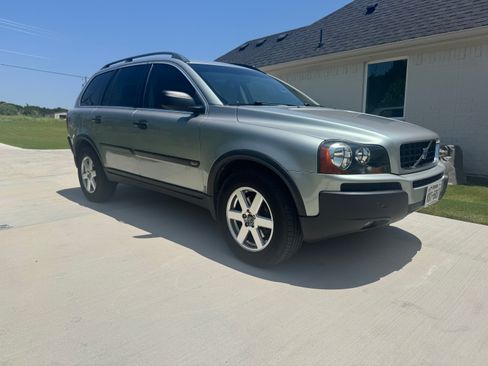 Used 2004 Volvo XC90 2.5T AWD/4WD image 2