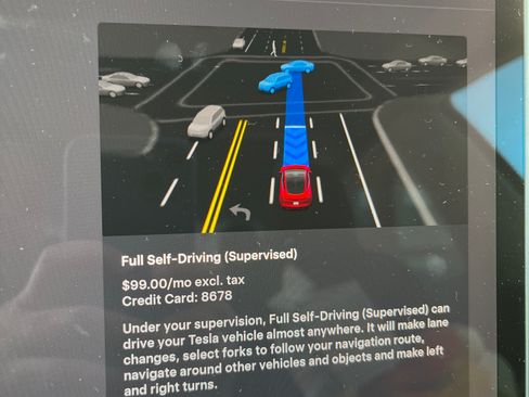 Used 2023 Tesla Model 3 Standard Range image 24