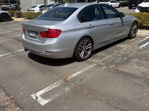 Used 2015 BMW 328i Sedan RWD image 11