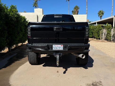 Used 2019 GMC Sierra 2500 Denali w/ Duramax Plus Package AWD/4WD image 6