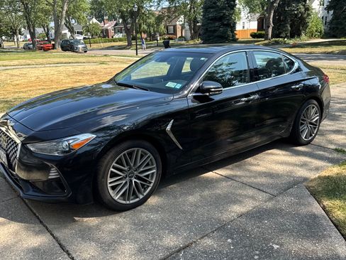 Used 2021 Genesis G70 2.0T w/ Elite Package image 6