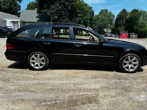 Used 2007 Mercedes-Benz E 350 4MATIC Wagon image 8