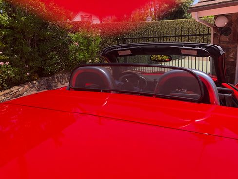 Used 2005 Chevrolet SSR Convertible Pickup 2D w/ Preferred Equipment Group image 4