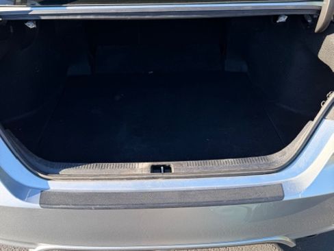 Used 2023 Toyota Camry SE image 8