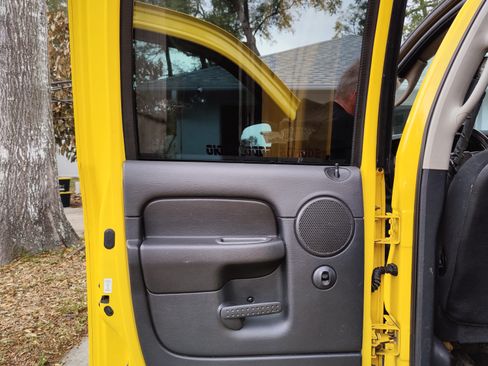 Used 2004 Dodge Ram 1500 Truck SLT w/ Sport Appearance Group image 16