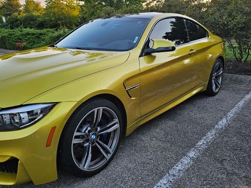 Used 2018 BMW M4 Coupe image 2