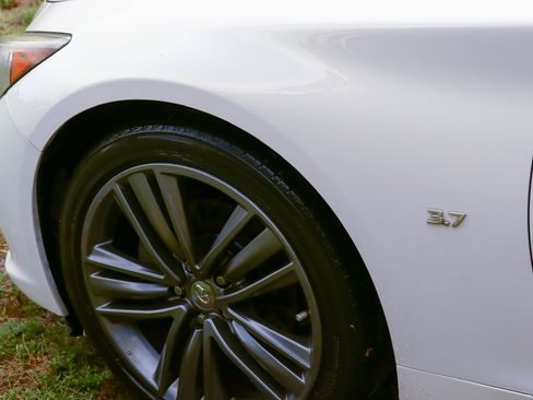 Used 2014 INFINITI Q50 Premium w/ Technology Package RWD image 15
