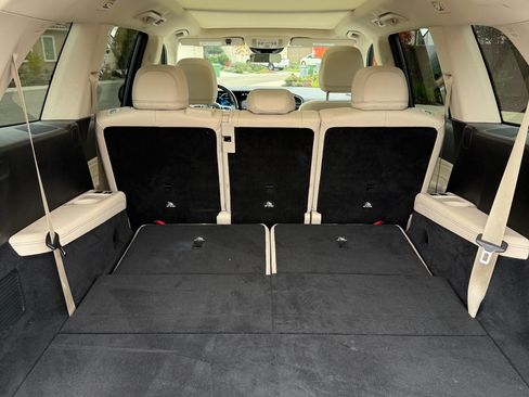 Used 2021 Mercedes-Benz GLS 450 4MATIC image 14